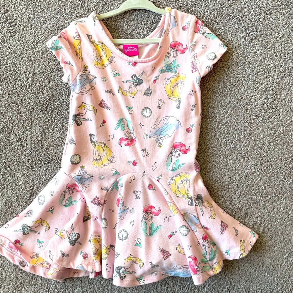 Disney princess dress EUC (SOLD)